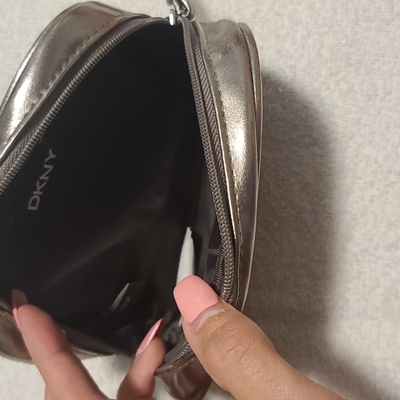 Travel bag - Picture 2 of 2